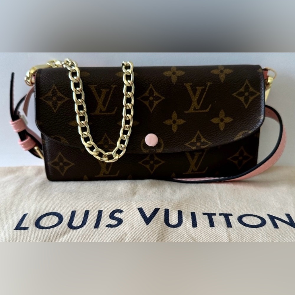 💯 AUTH Louis Vuitton monogram wallet on chain